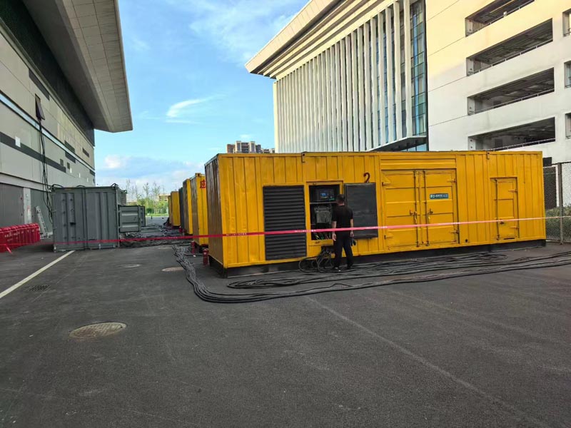 利州柴油发电机冬季保养注意事项？